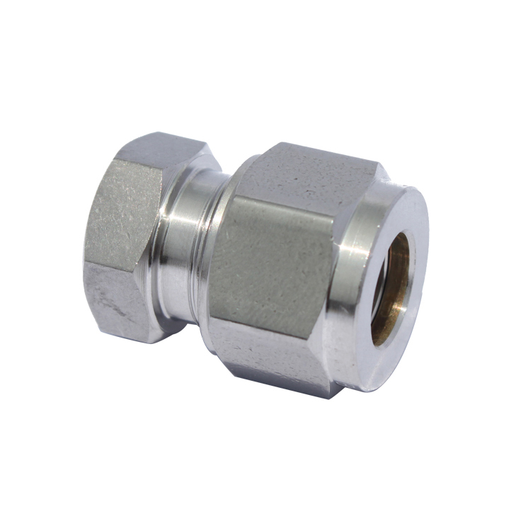 卡套內(nèi)牙直通接頭